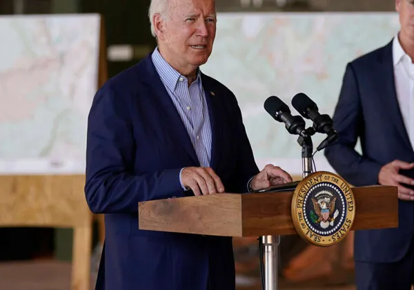 Biden Will Let California Lead on Electric Trucks Despite Industry Protest